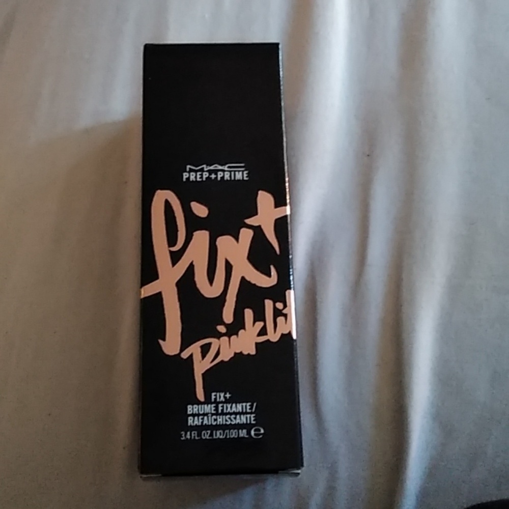 Mac studio fix plus pink lite
